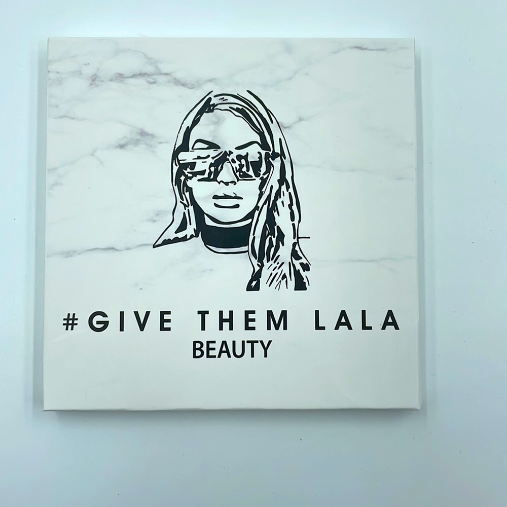 Give Them Lala Beauty The Grown Woman Palette (NWT)